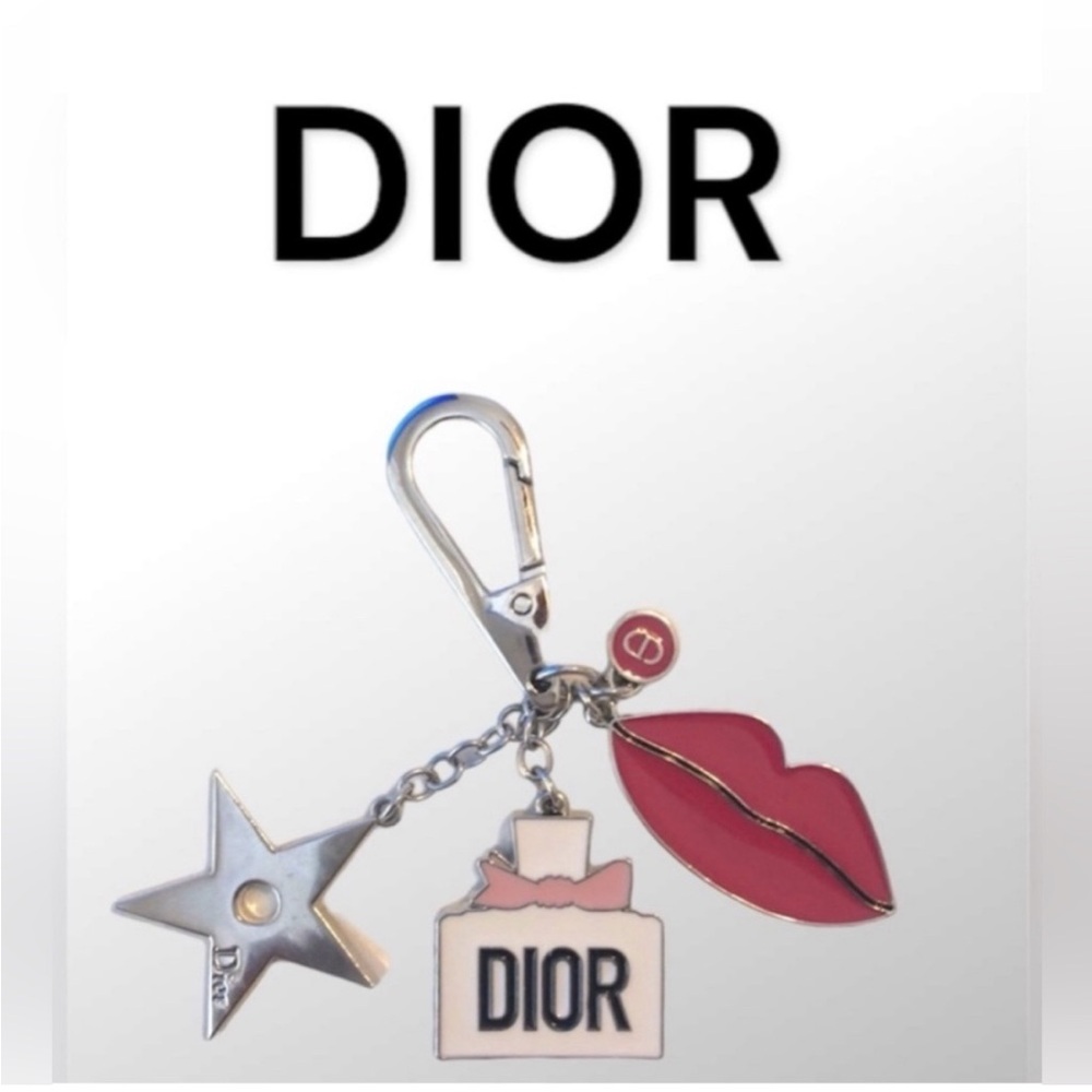 DIOR Miss Dior Keychain
Silvertone Metal Bag Charms
Red Lips Star CD